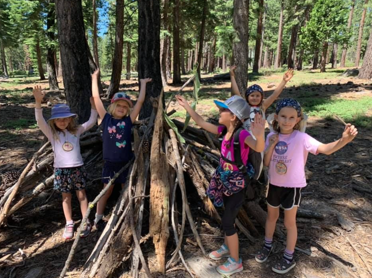 Kids Build Tree Fort